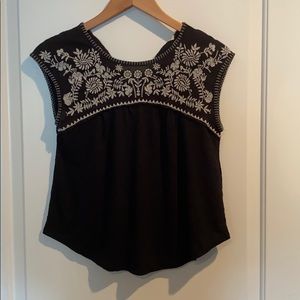 Hollister black sleeveless top w/ embroidery